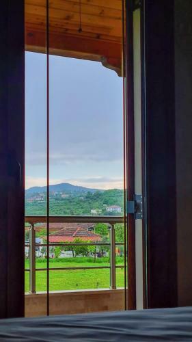 Villa Lovely 2 Bedroom Holiday Home With Parking On-site