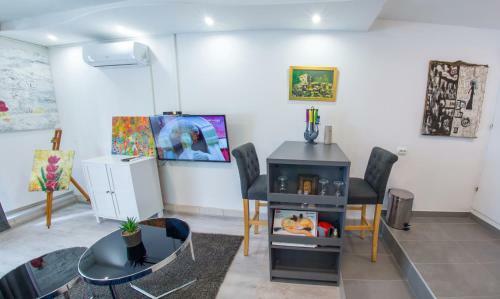 Studio Apartment Gallery