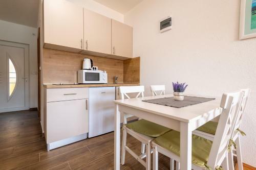 Hostal Apartmani Sunce