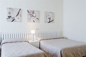 Hostal America