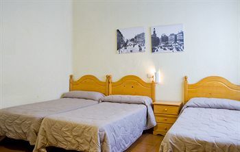 Hostal America
