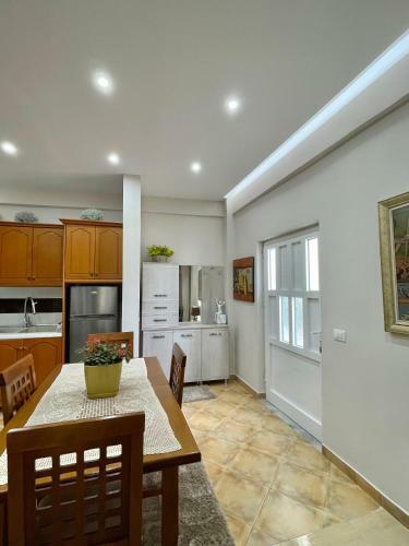 Melina Apartments