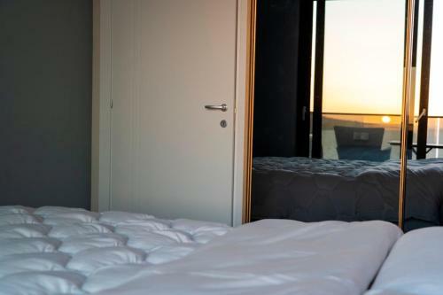 Golden Beach Residence - Deluxe Apartment