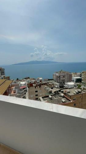 Seaview Two Bedroom Modern Apartment