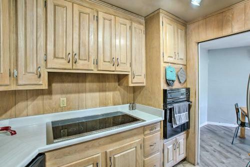 Peaceful Payson Cabin With Deck And Mtn Views!
