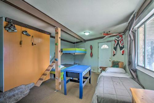Peaceful Payson Cabin With Deck And Mtn Views!