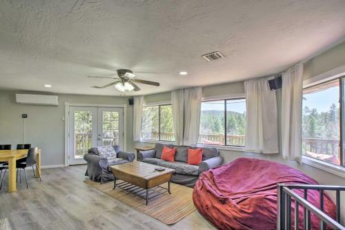Peaceful Payson Cabin With Deck And Mtn Views!
