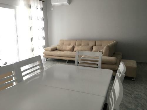 Kledi Hotel & Apartments