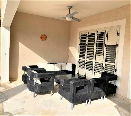 Villa Anastasia ,150 M To Coral Bay Beach