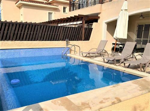 Villa Anastasia ,150 M To Coral Bay Beach