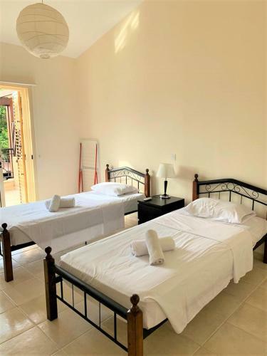 Villa Anastasia ,150 M To Coral Bay Beach