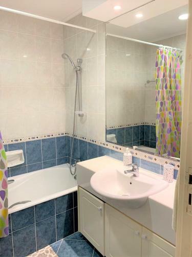 Villa Anastasia ,150 M To Coral Bay Beach