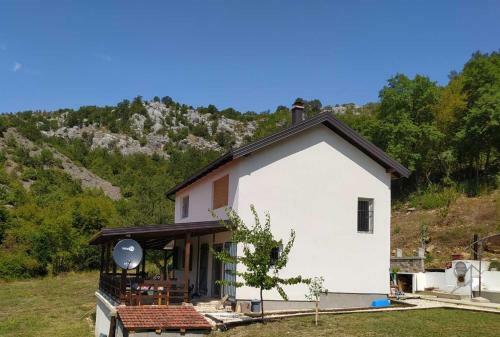 Stolac Country House With Pool