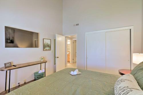 Charming Flagstaff Townhome About 5 Mi To Dtwn!
