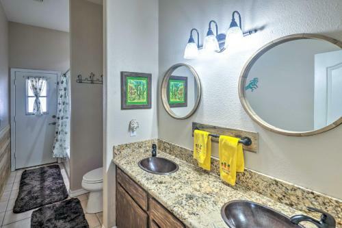 Lake Havasu City Abode With Pool And Mtn Views!