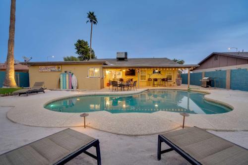 Mesa Retreat With Private Pool And Beach Backyard