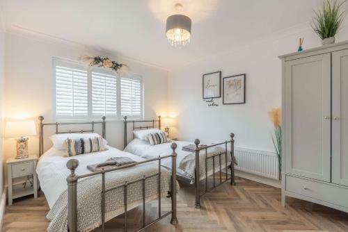 Stunning 3-bed Cottage In Abergele North Wales