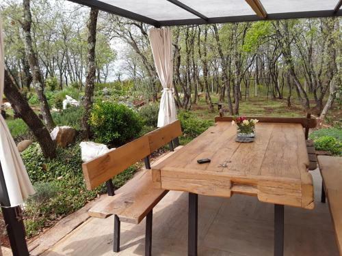 Hostal Bijou House With Apartments
