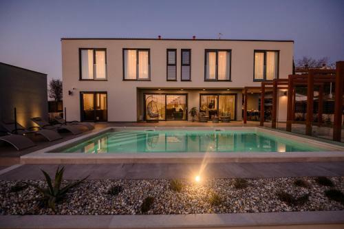 Beautiful Villa Carlotta
