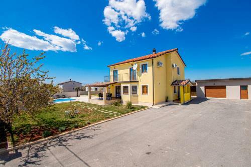 Villa Ferienhaus Renata