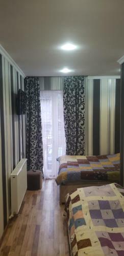 Apartamento 20, 9 Aprili Street