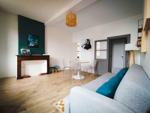 Apartamento L'archev�ch�, � 30m De La Cath�drale, Cosy, 2p