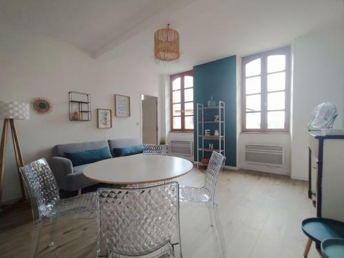 Apartamento L'archev�ch�, � 30m De La Cath�drale, Cosy, 2p