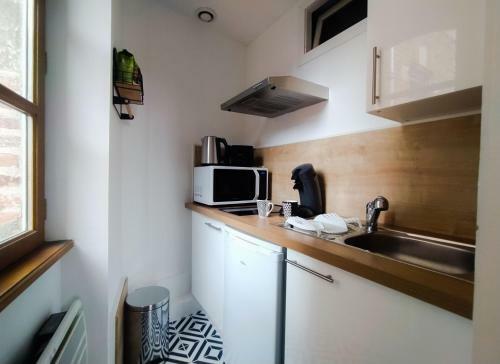 Apartamento L'archev�ch�, � 30m De La Cath�drale, Cosy, 2p