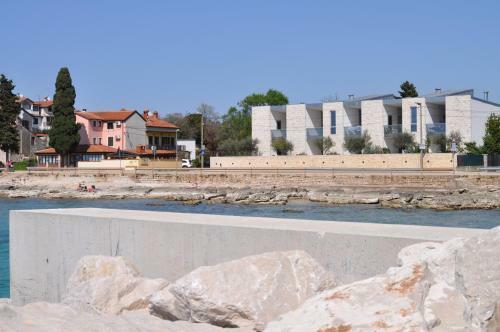 Zambratia Sunset Apartments