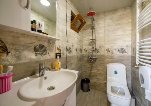 Albergue Tsera House