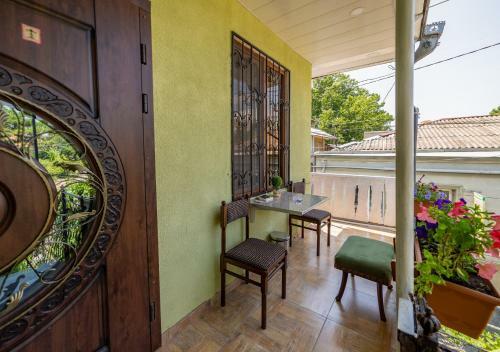 Albergue Tsera House
