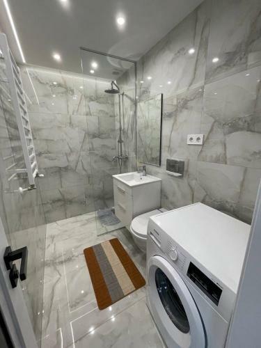 Casa Cu 3 Dormitoare Living Si Terasa Cu Priveliste