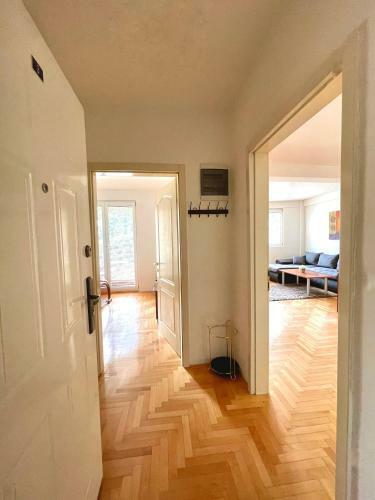 Apartments T&t