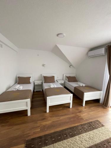 Hotel5e