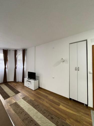 Hotel5e