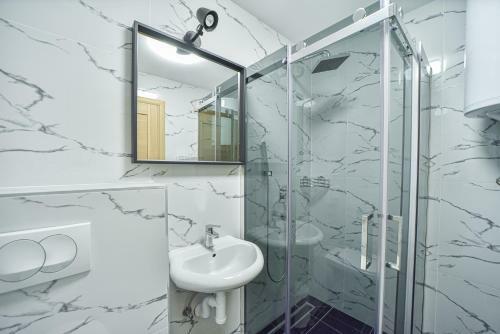 Beli Bor Apartmani Zlatibor