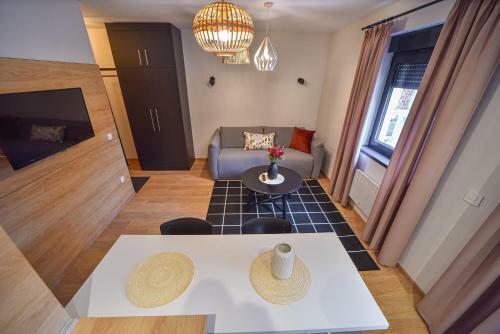 Beli Bor Apartmani Zlatibor