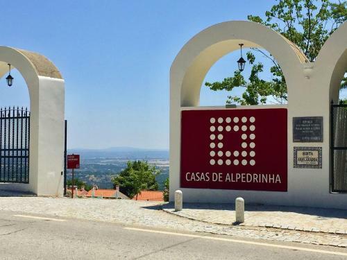 Premium Holiay Home In Alpedrinha With Private Terrace