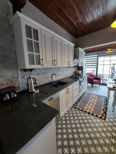 Villa Ayl?k Kiral?k Ayvalik Merkezde Ev