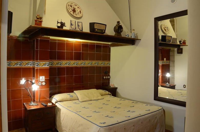 Hostal Les Monges Palace