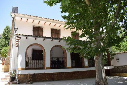 Casa Rural Ruiz Hernando