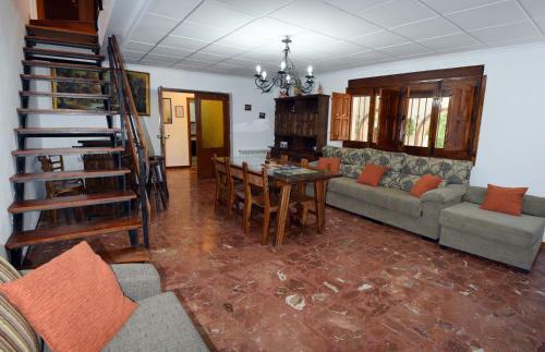Casa Rural Ruiz Hernando