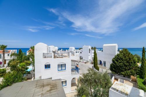 Sirena Beach Villa #31