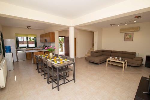 Villa Eftihia