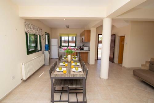 Villa Eftihia