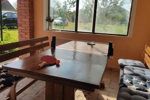 Well-located Rural House On A Spacious Fenced Lot
