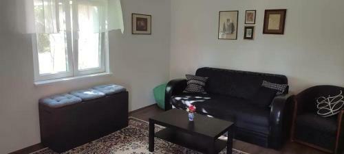 Well-located Rural House On A Spacious Fenced Lot