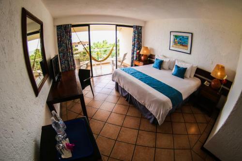 Hotel California Playa El Yaque