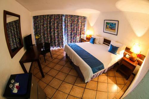 Hotel California Playa El Yaque