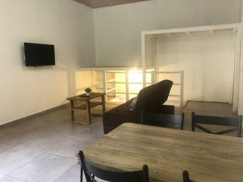Peleg's Apartment
